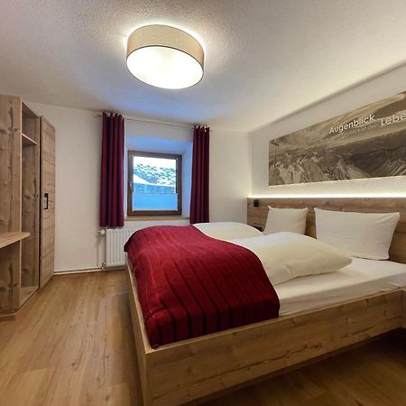 Bed and Breakfast Haus Walch Elbigenalp Exterior foto