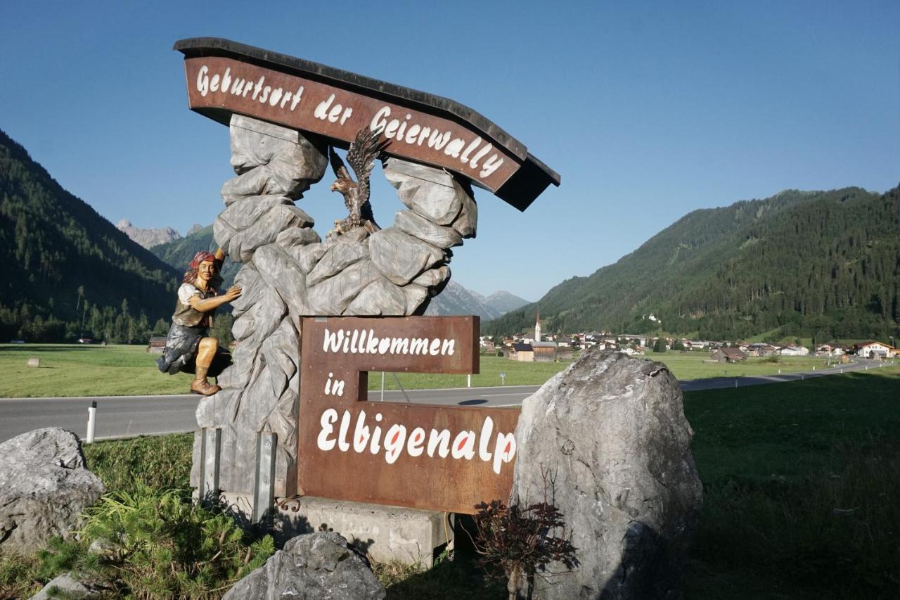 Bed and Breakfast Haus Walch Elbigenalp Exterior foto