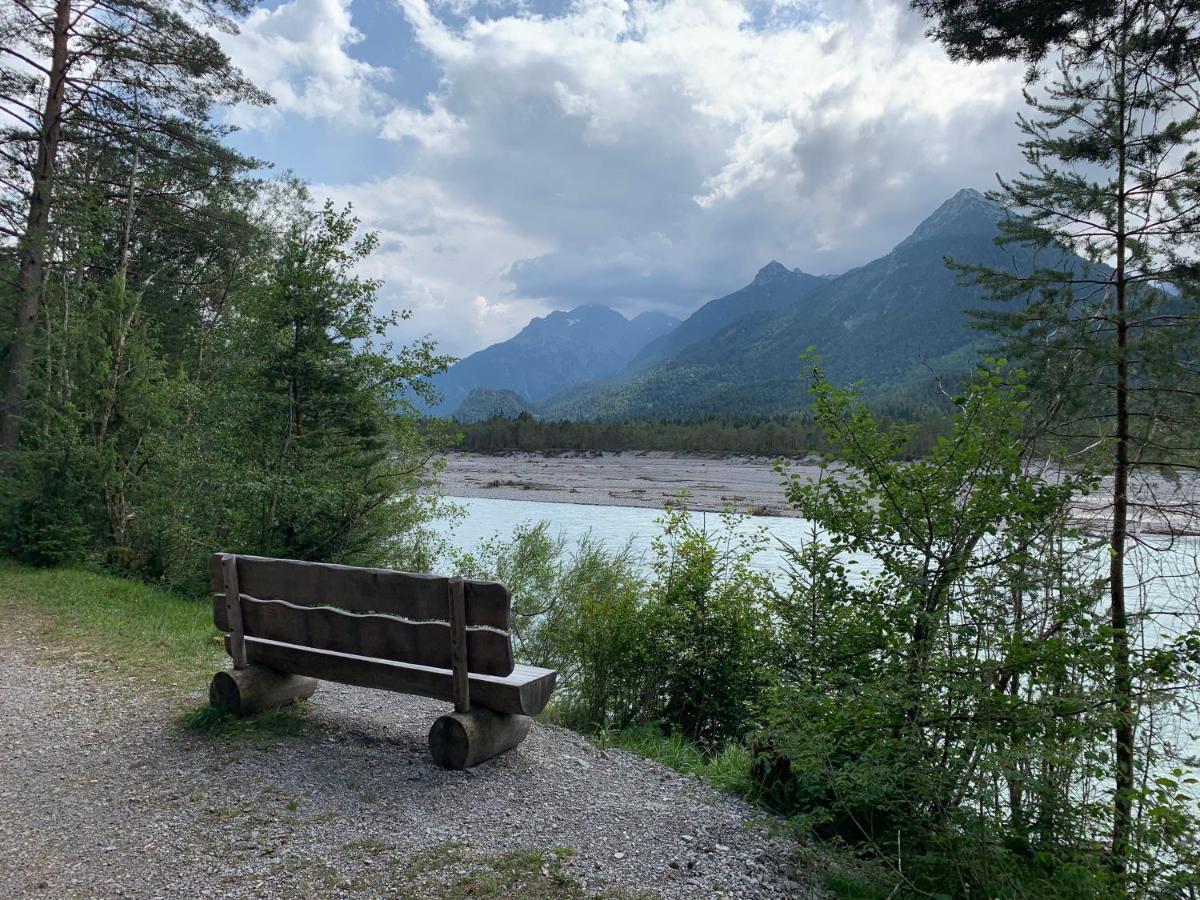 Bed and Breakfast Haus Walch Elbigenalp Exterior foto