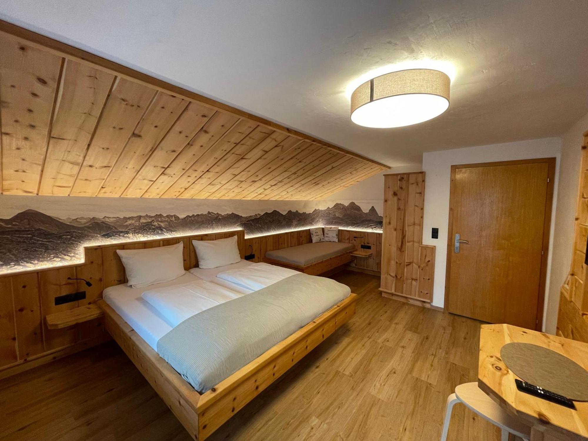 Bed and Breakfast Haus Walch Elbigenalp Habitación foto