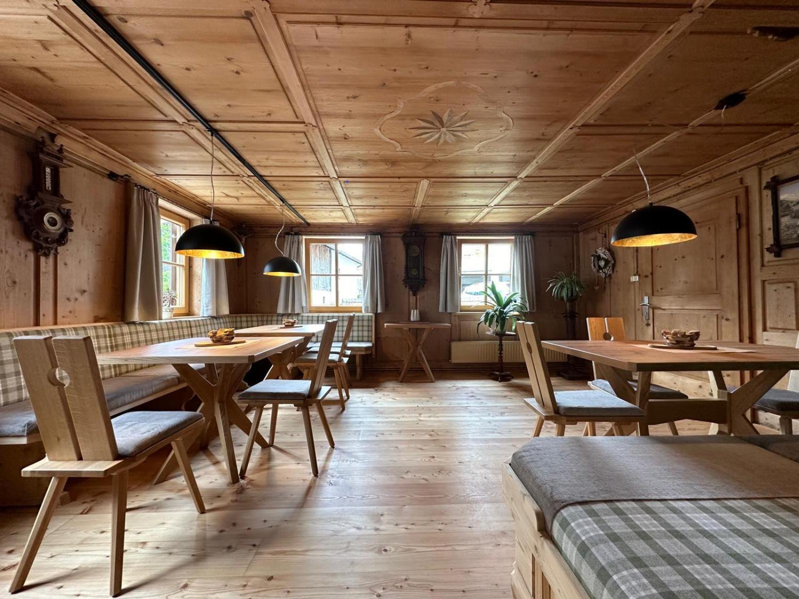 Bed and Breakfast Haus Walch Elbigenalp Exterior foto